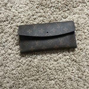 LOUIS VUITTON wallet